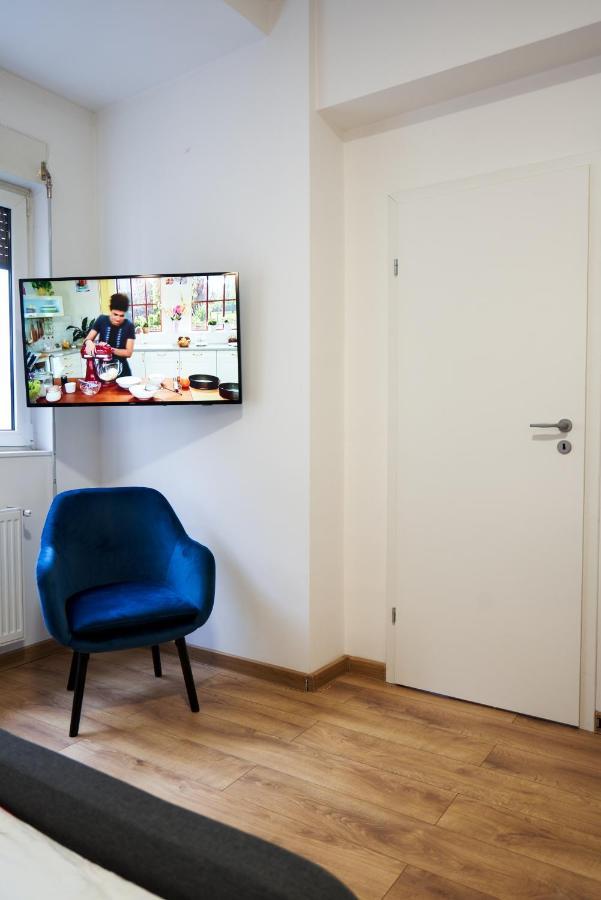 Minimalist Design Apartament In Magheru Bukarest Kültér fotó